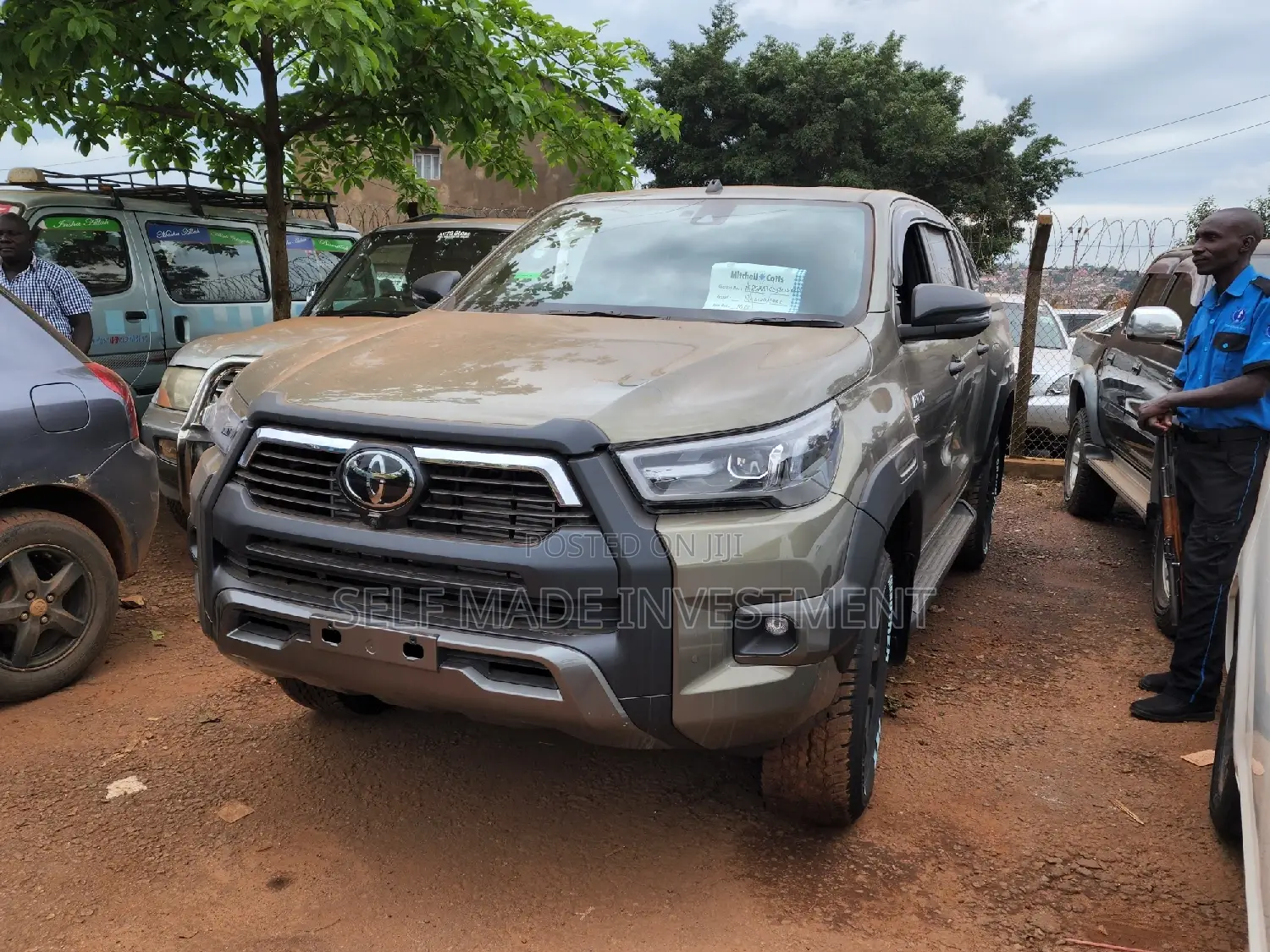 Toyota Hilux 2022 Gray
