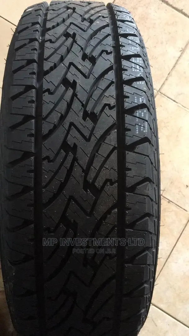 225/65r17 ROADX Tyres