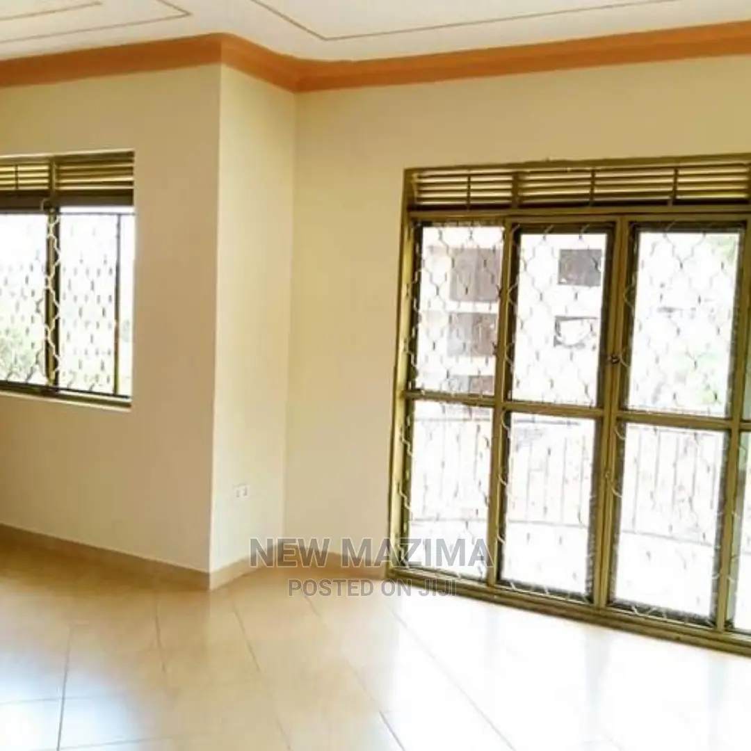 Mini Flat in Seguku Ntebe Rd, Central Division for Sale