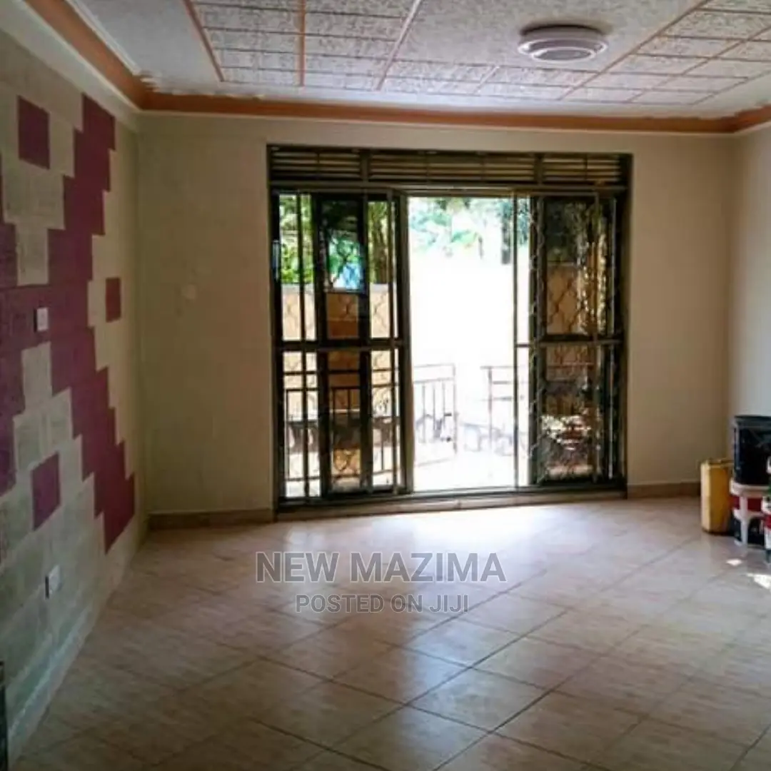 Mini Flat in Seguku Ntebe Rd, Central Division for Sale