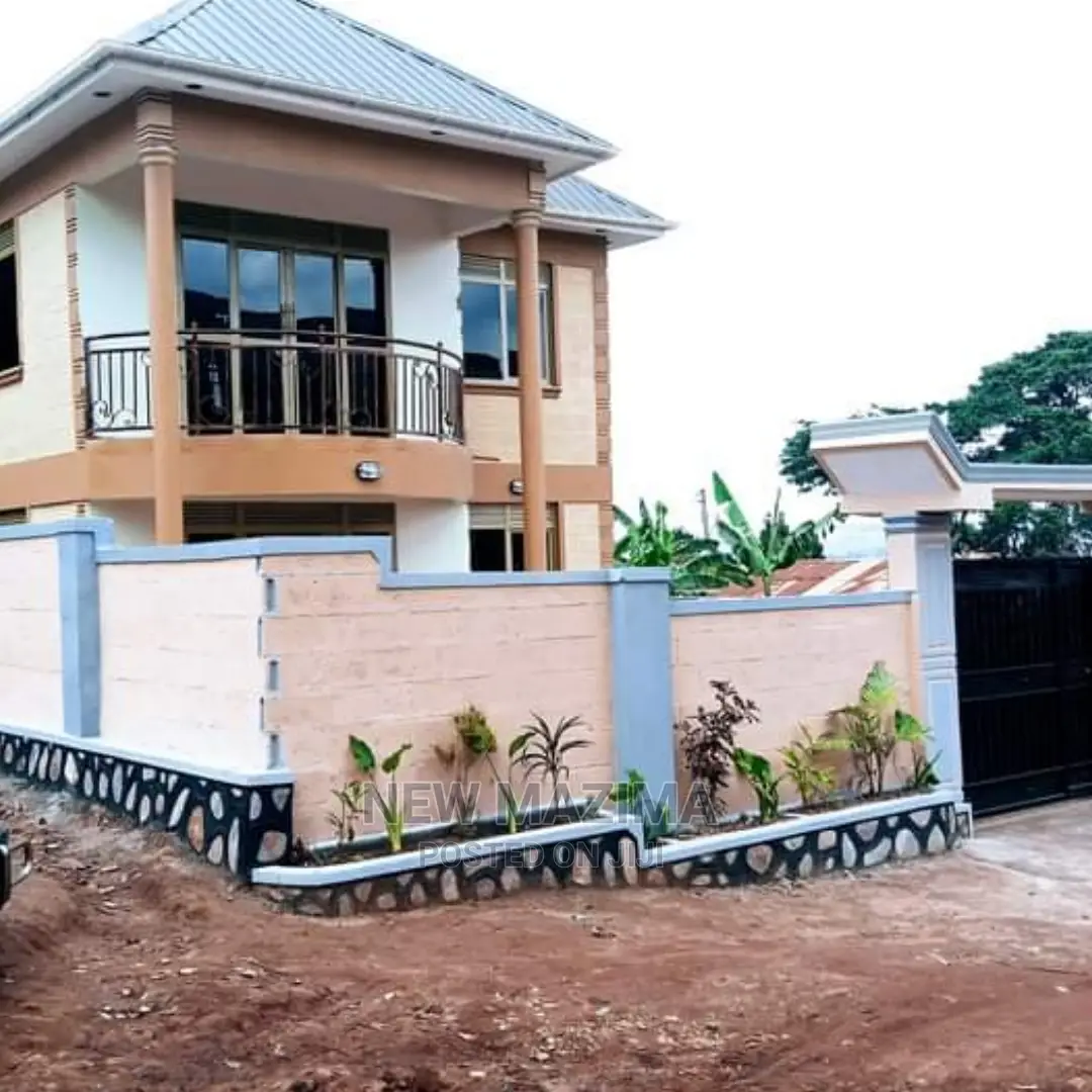 Mini Flat in Seguku Ntebe Rd, Central Division for Sale