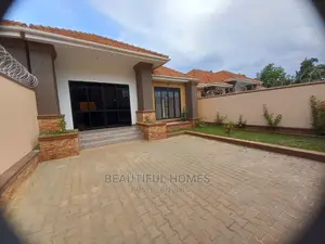 Furnished 3bdrm House in Kisaasi, Central Division for Sale
