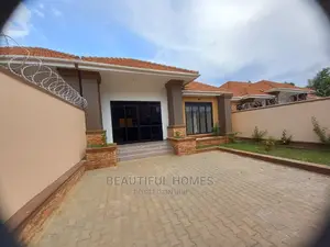 Furnished 3bdrm House in Kisaasi, Central Division for Sale