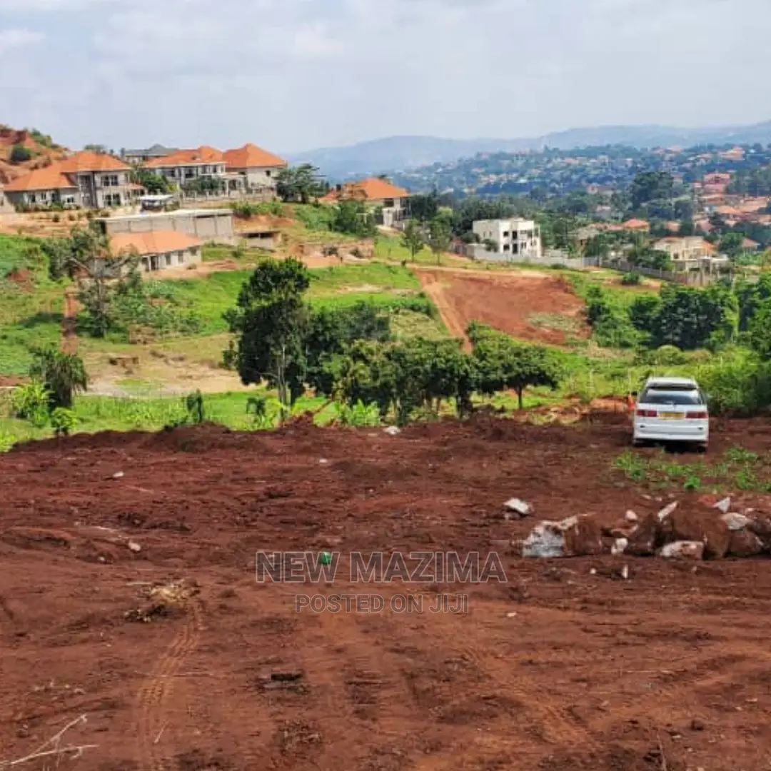 20 Decim Plots With Clear Lake View Onsale Bwebajja Ntebe Rd