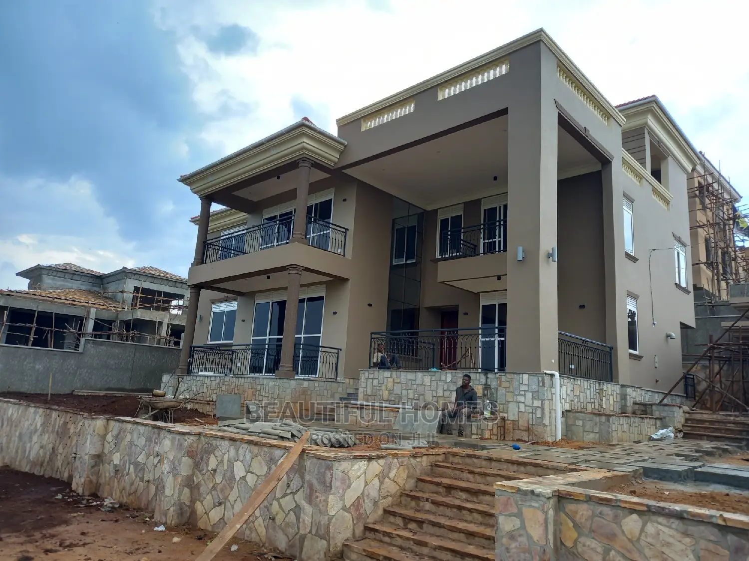 Furnished 6bdrm House in Munyonyo Corporate, Makindye for Sale