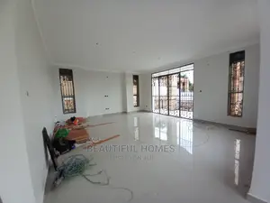 Furnished 6bdrm House in Munyonyo Corporate, Makindye for Sale