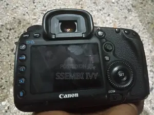 Canon, 5D Mark Iii Body.