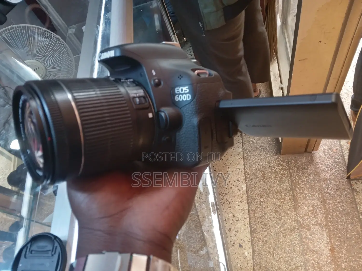 CANON 600D Photo and Video Camera.
