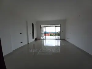 Furnished 6bdrm Mansion in Munyonyo, Makindye for Sale