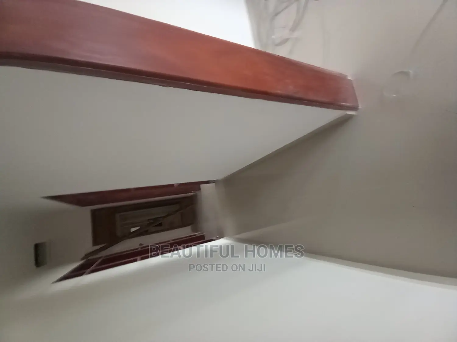 Furnished 6bdrm Mansion in Munyonyo, Makindye for Sale