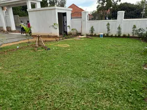 Furnished 6bdrm Duplex in Munyonyo Wealthy, Makindye for Sale