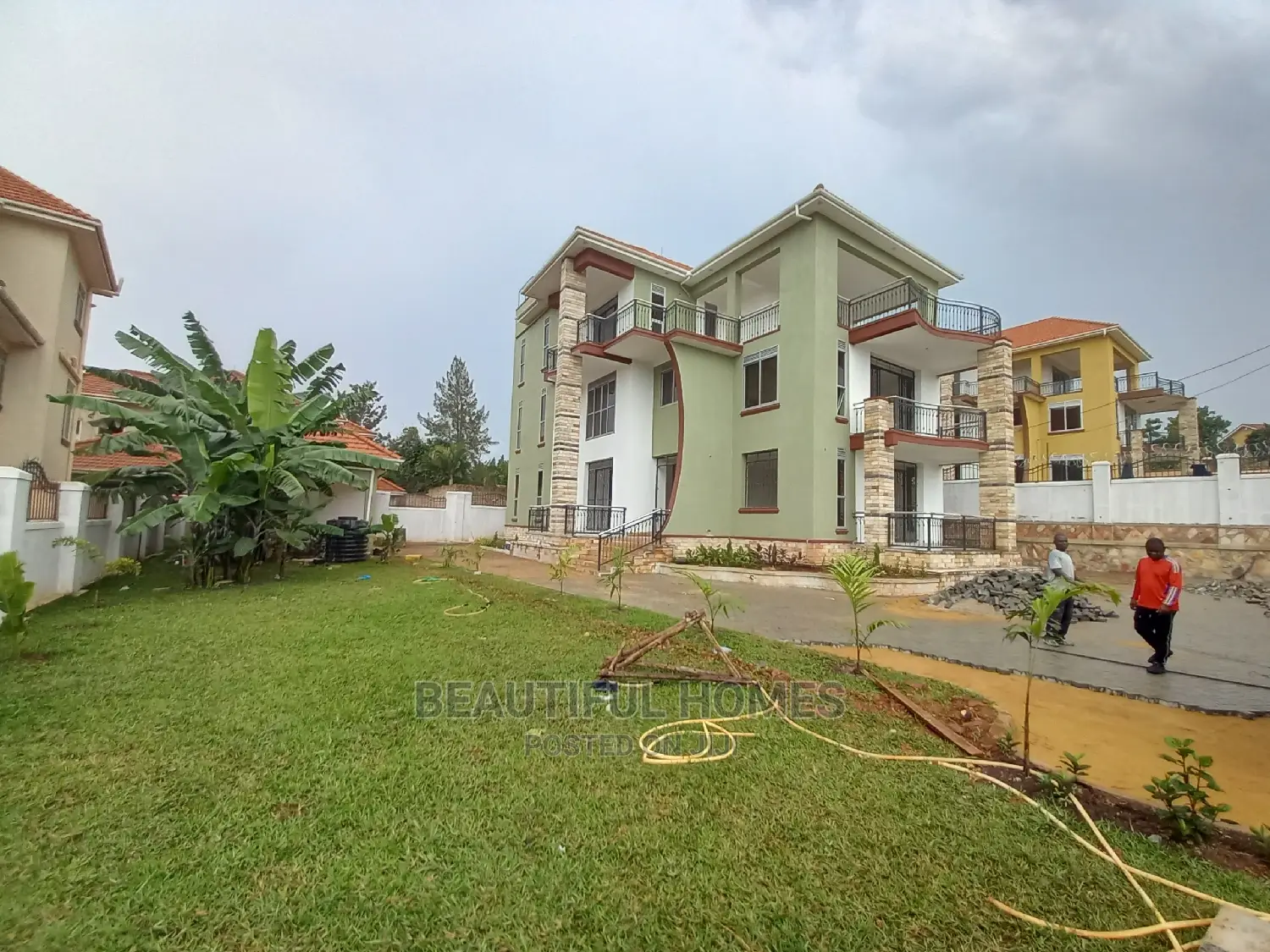 Furnished 6bdrm Mansion in Munyonyo, Central Division for Sale