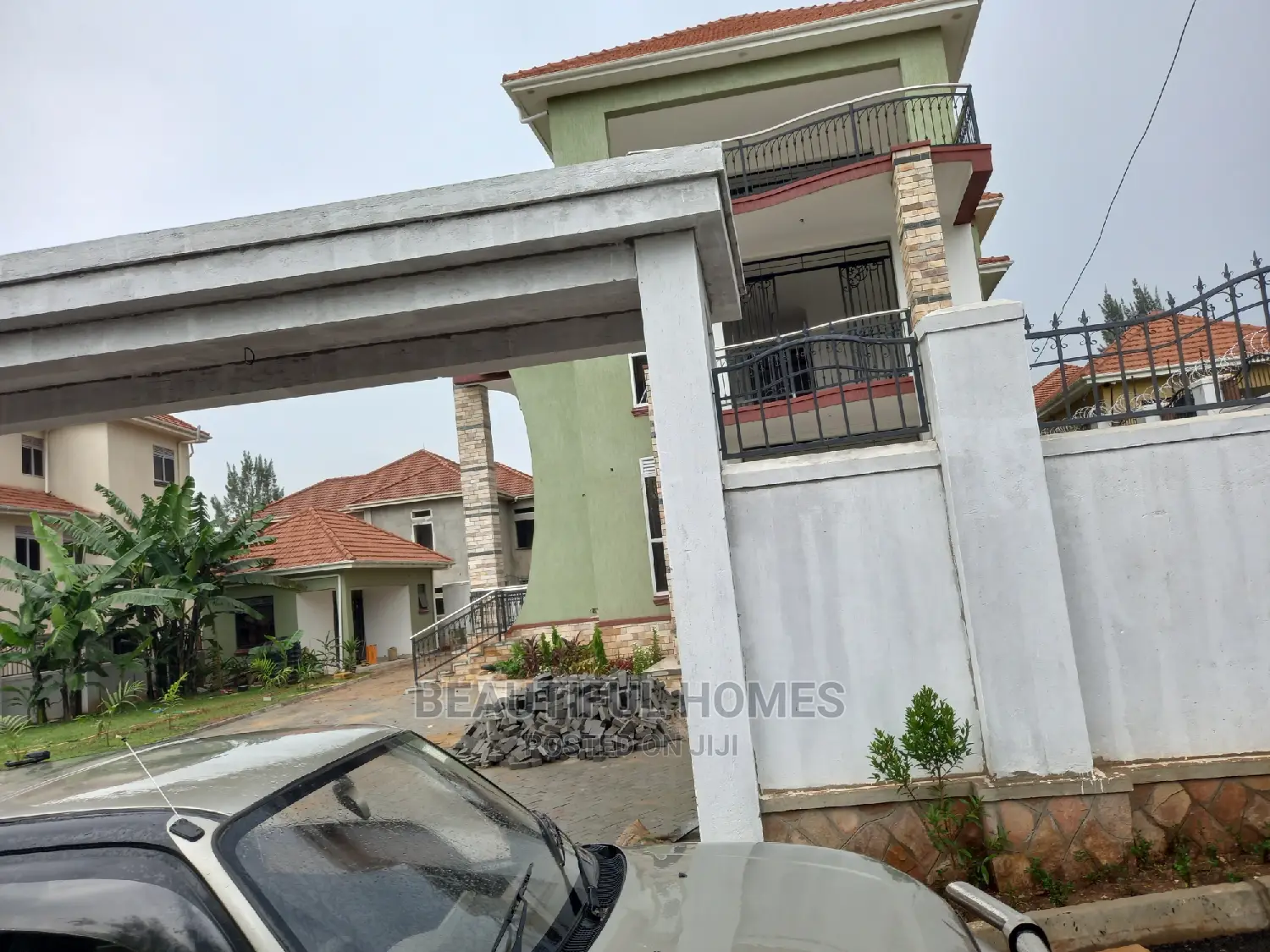 Furnished 6bdrm Mansion in Munyonyo, Central Division for Sale