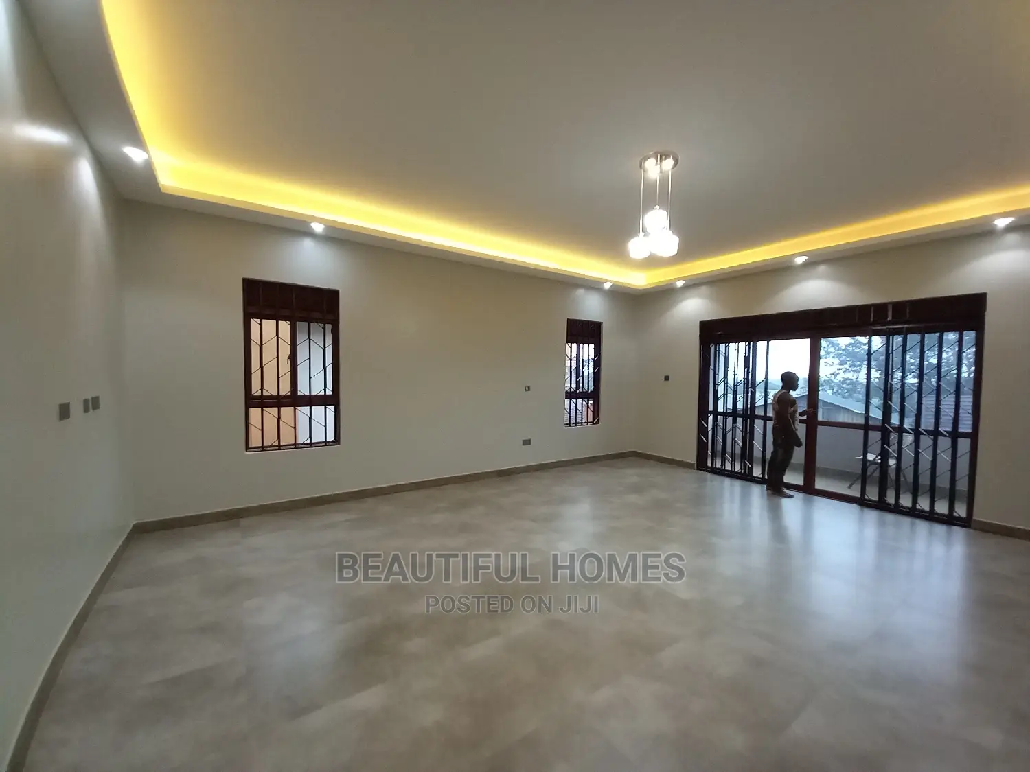Furnished 6bdrm Mansion in Munyonyo Corporate, Makindye for Sale