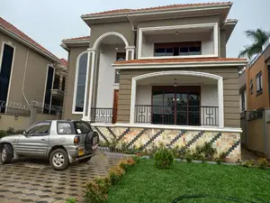 Photo - Furnished 6bdrm Mansion in Munyonyo Corporate, Makindye for Sale