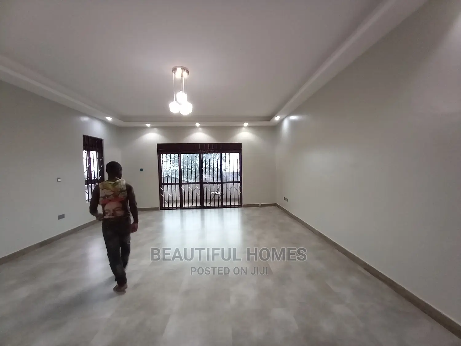 Furnished 6bdrm House in Munyonyo, Makindye for Sale