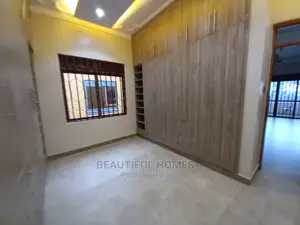 Furnished 6bdrm House in Munyonyo, Makindye for Sale