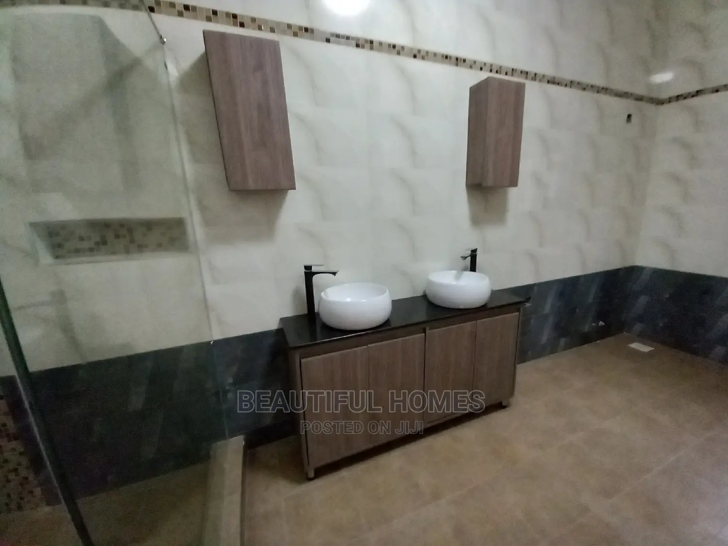 Furnished 6bdrm House in Munyonyo, Makindye for Sale
