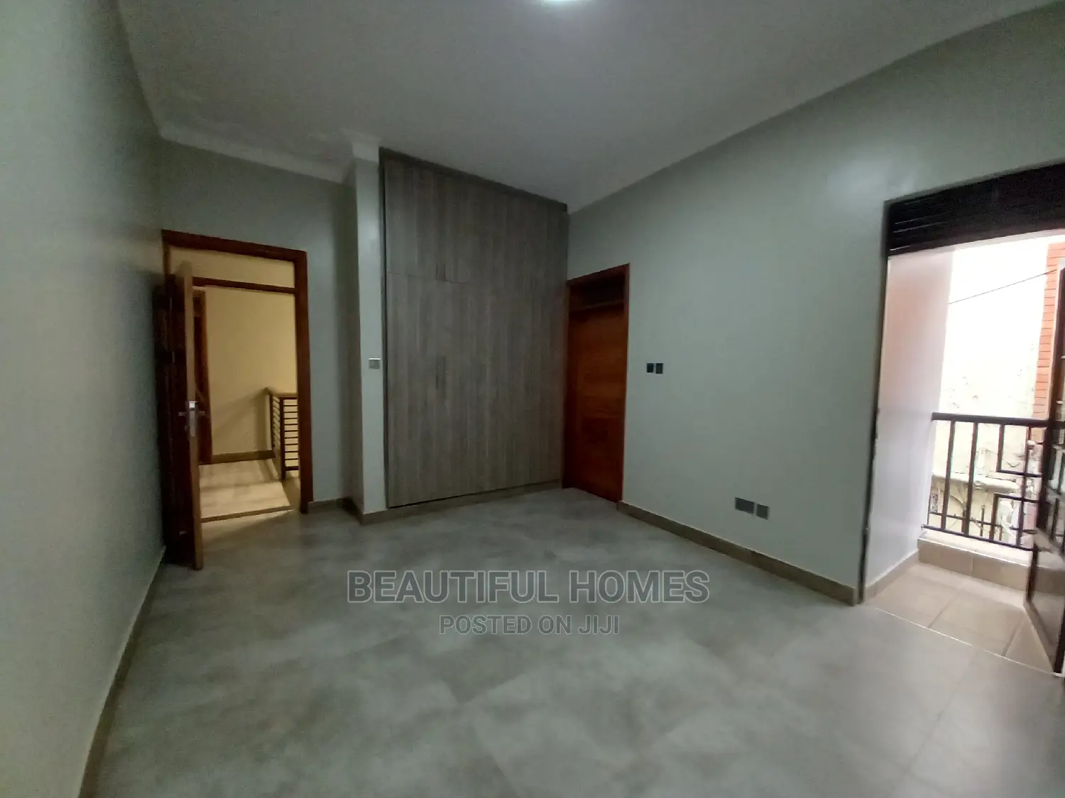 Furnished 6bdrm Mansion in Munyonyo Wealthy, Makindye for Sale