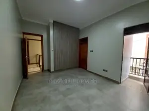 Furnished 6bdrm Mansion in Munyonyo Wealthy, Makindye for Sale