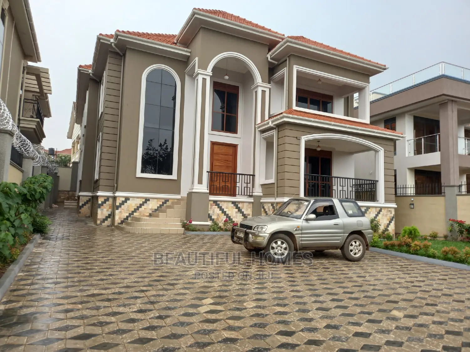 Furnished 6bdrm Mansion in Munyonyo Wealthy, Makindye for Sale