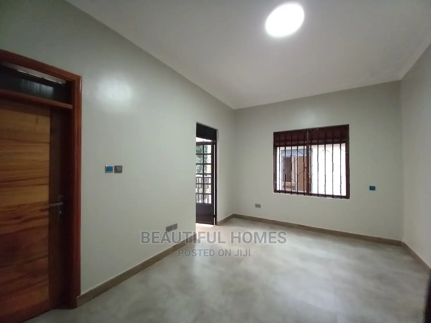 Furnished 6bdrm Mansion in Munyonyo, Makindye for Sale