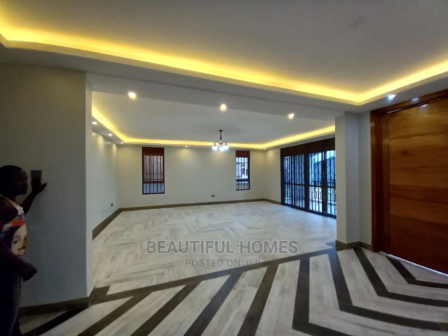 Furnished 6bdrm Mansion in Munyonyo, Makindye for Sale