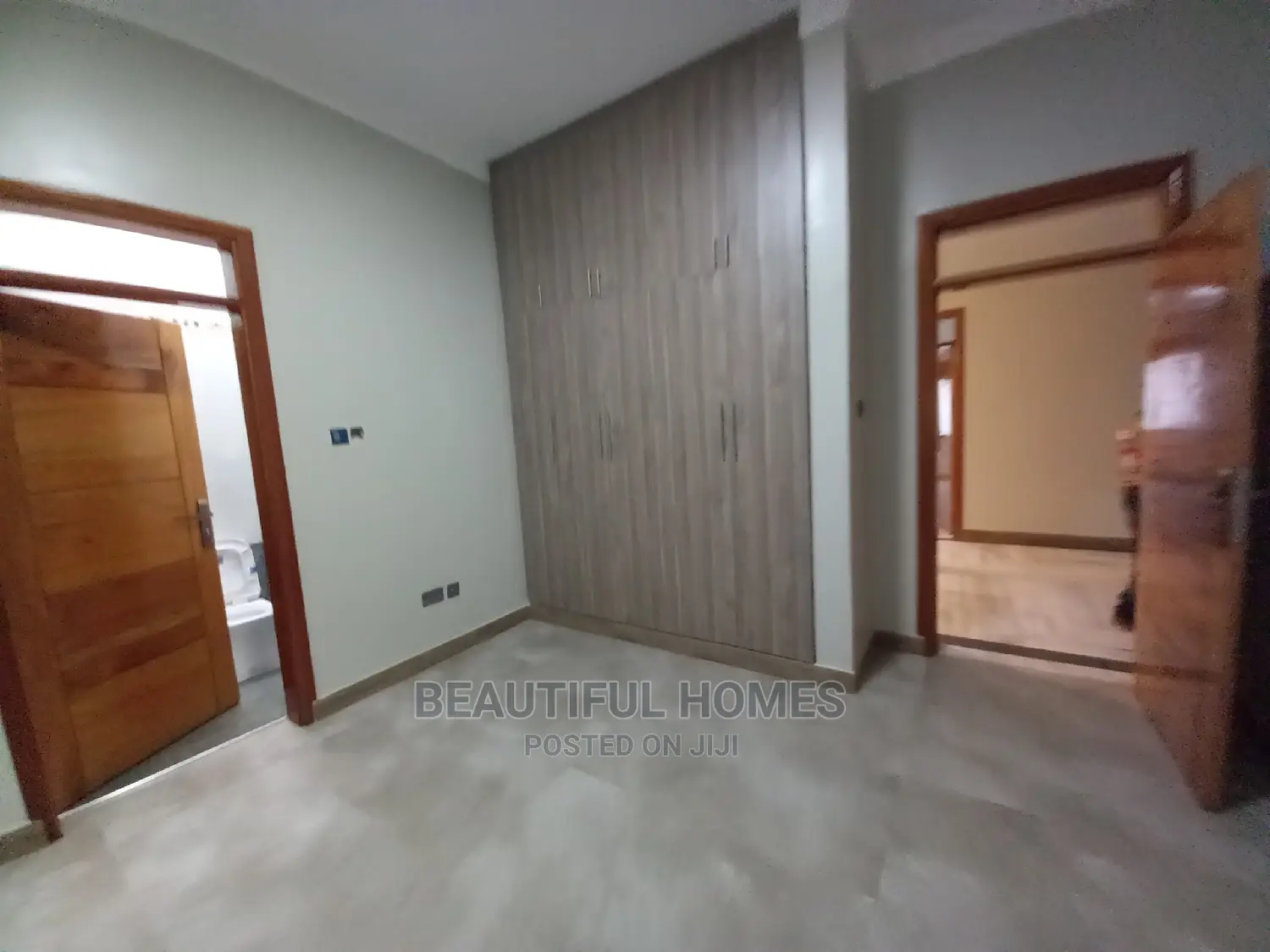 Furnished 6bdrm House in Munyonyo Common, Makindye for Sale