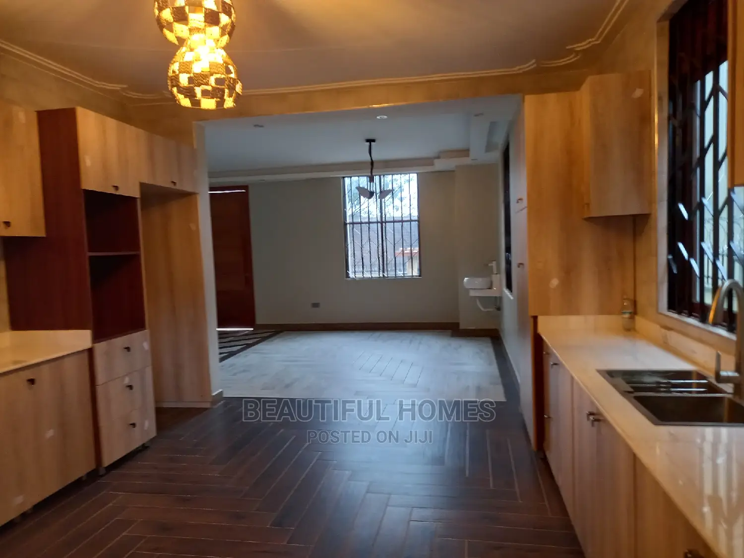 Furnished 6bdrm House in Munyonyo Common, Makindye for Sale