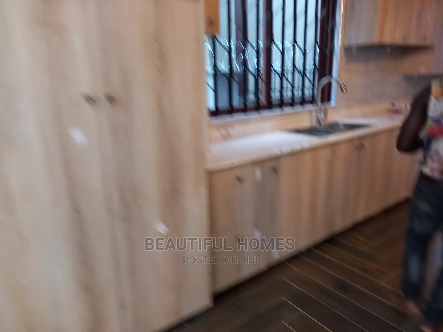 Furnished 6bdrm Duplex in Munyonyo, Makindye for Sale