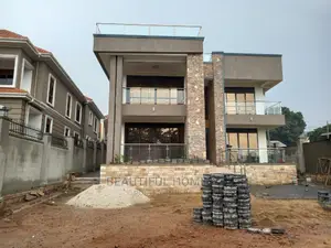 Furnished 6bdrm Duplex in Munyonyo, Makindye for Sale