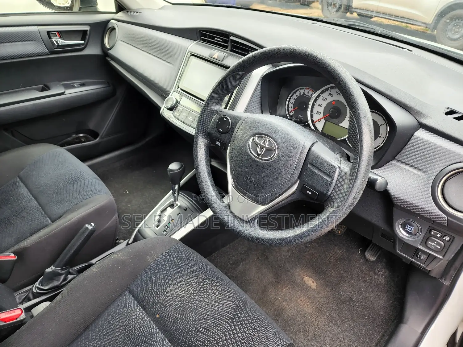 Toyota Corolla Fielder 2014 White