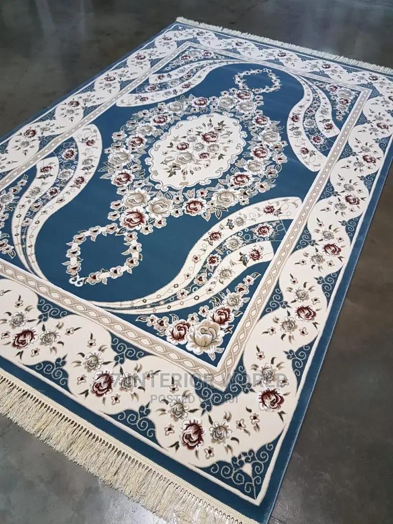Center Carpets