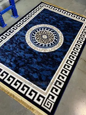 Center Carpets