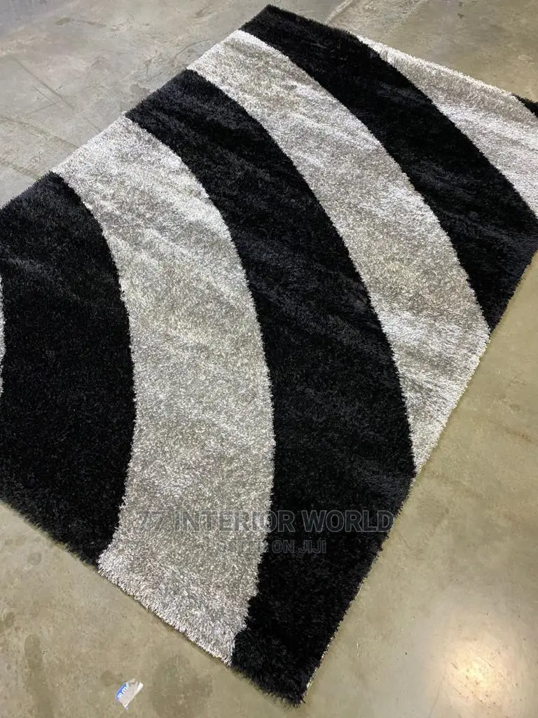 Shaggy Center Carpets