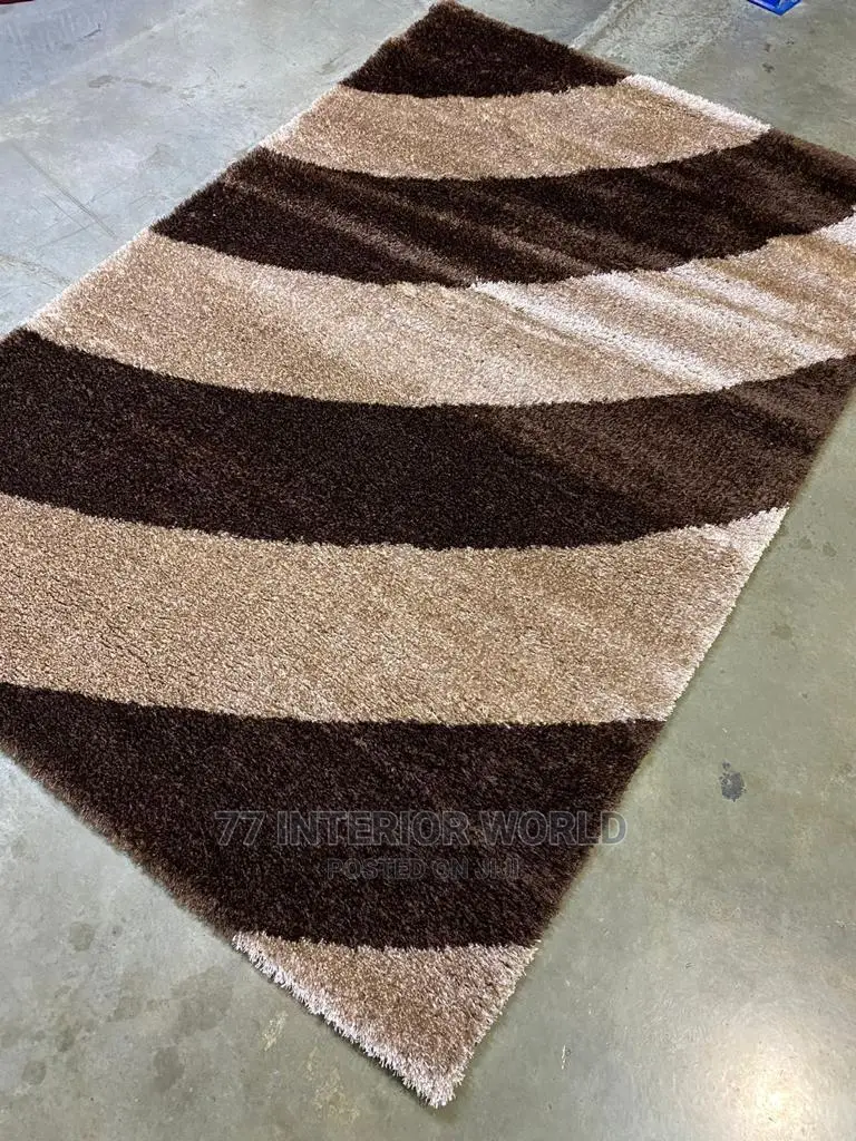 Shaggy Center Carpets