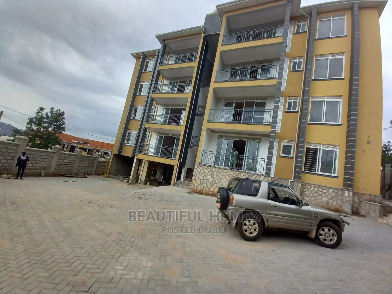 Furnished 3bdrm Apartment in Muyenga, Makindye for Sale