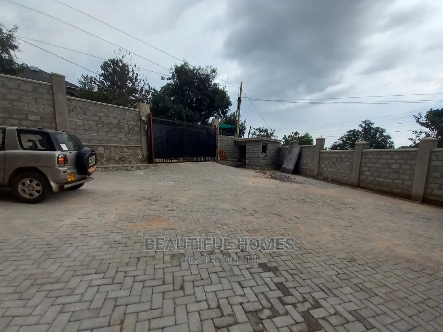 Furnished 3bdrm Block of Flats in Muyenga, Makindye for Sale