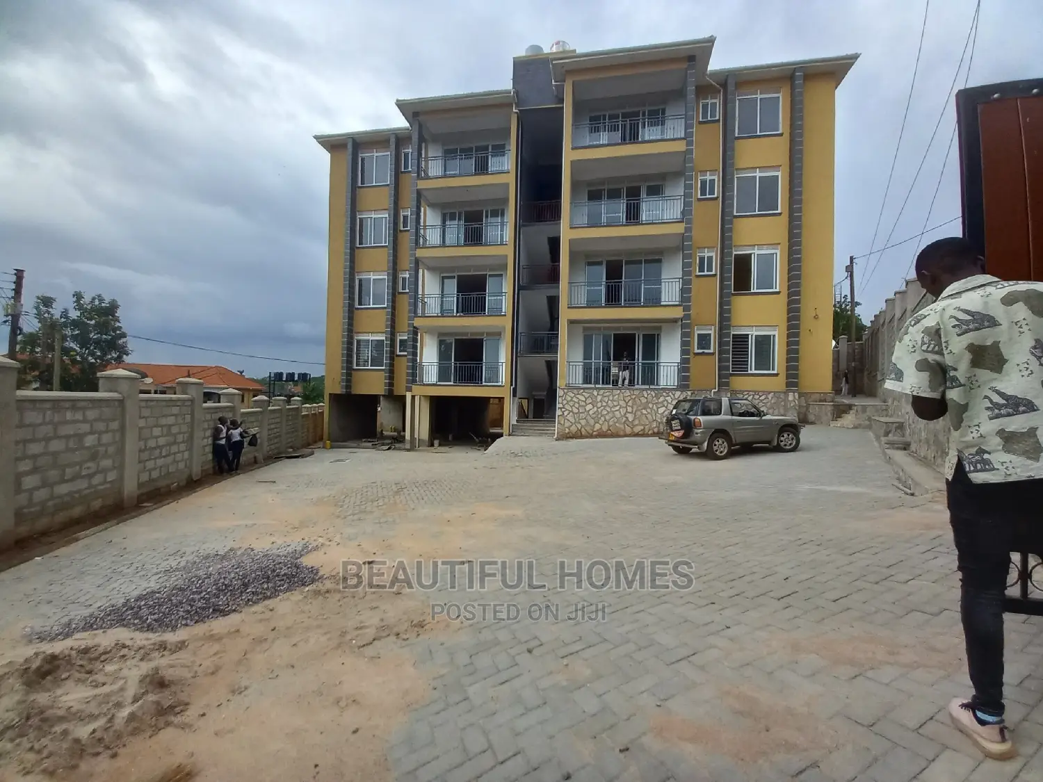 Furnished 3bdrm Block of Flats in Muyenga Lake View, Central Division