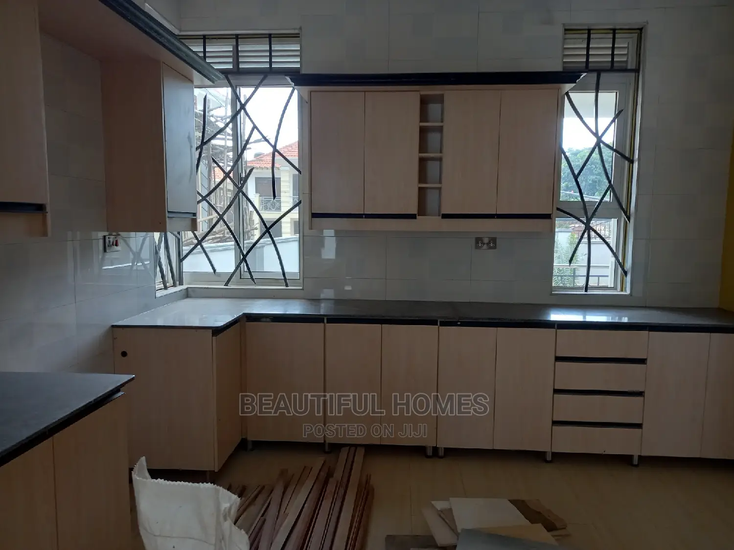 Furnished 3bdrm Block of Flats in Muyenga, Makindye for Sale
