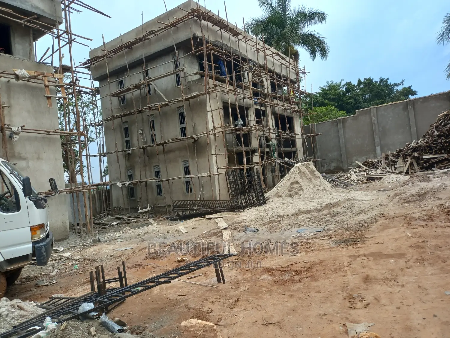 Furnished 2bdrm Block of Flats in Muyenga, Central Division for Sale