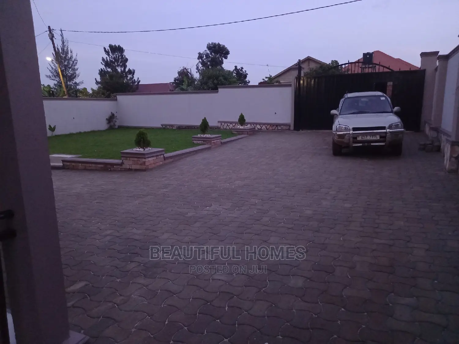 Furnished 4bdrm Bungalow in Kira, Central Division for Sale