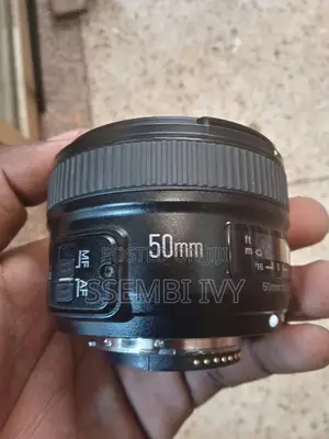Nikon: 50mm Lens
