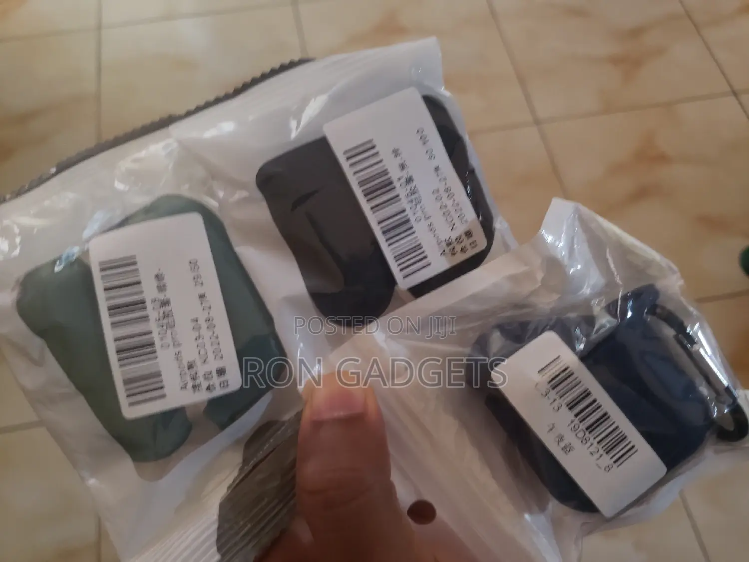 Airpods Pro and Airpods Case(Rubber) Also for I12,I11