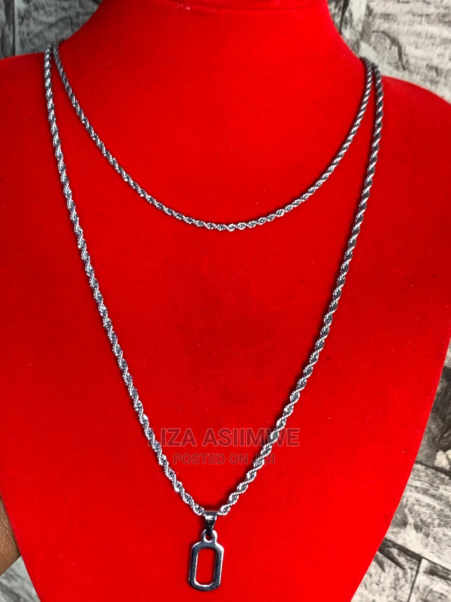 Men’S Simple Necklaces Available