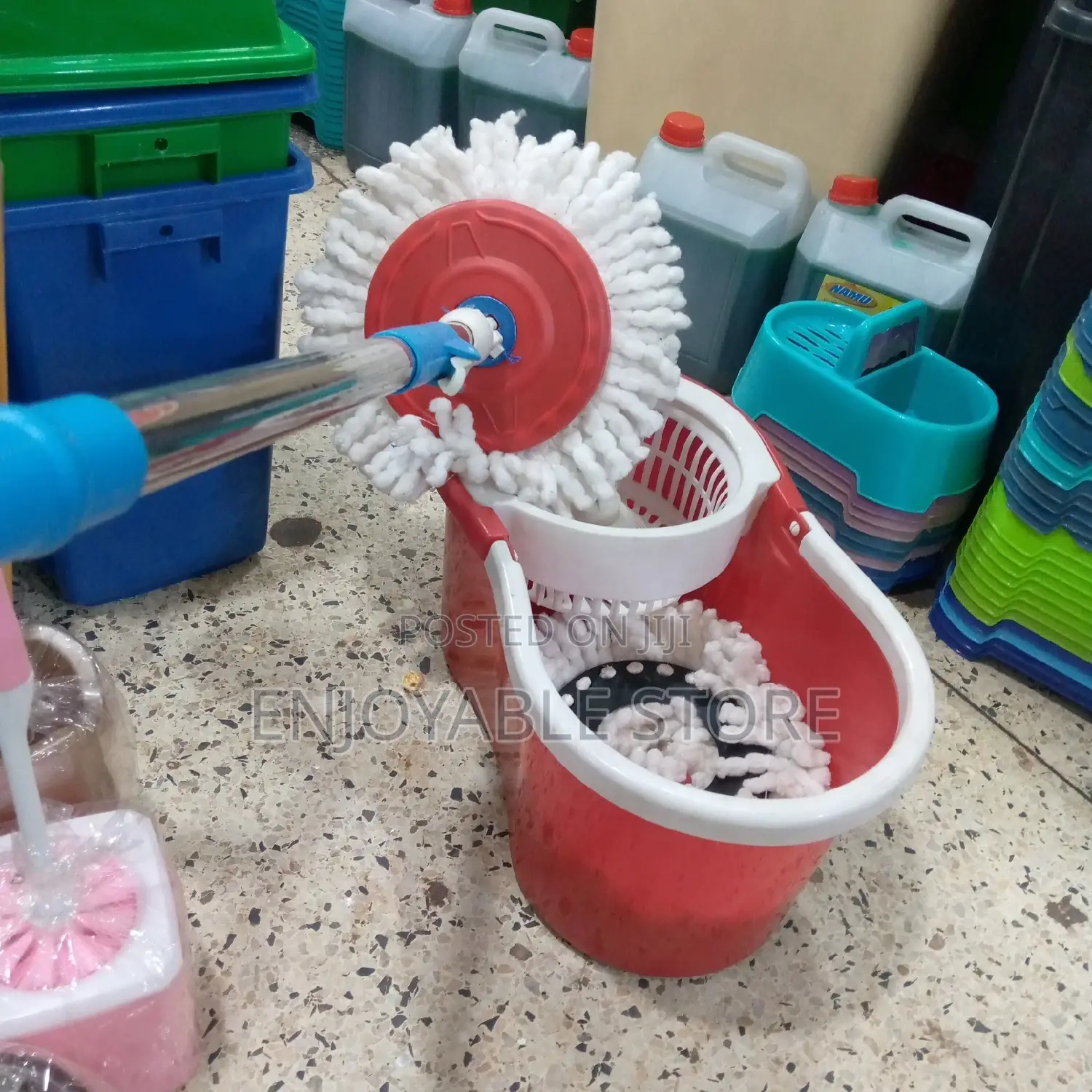 Plastic Spin Mopping Bucket With 2mops