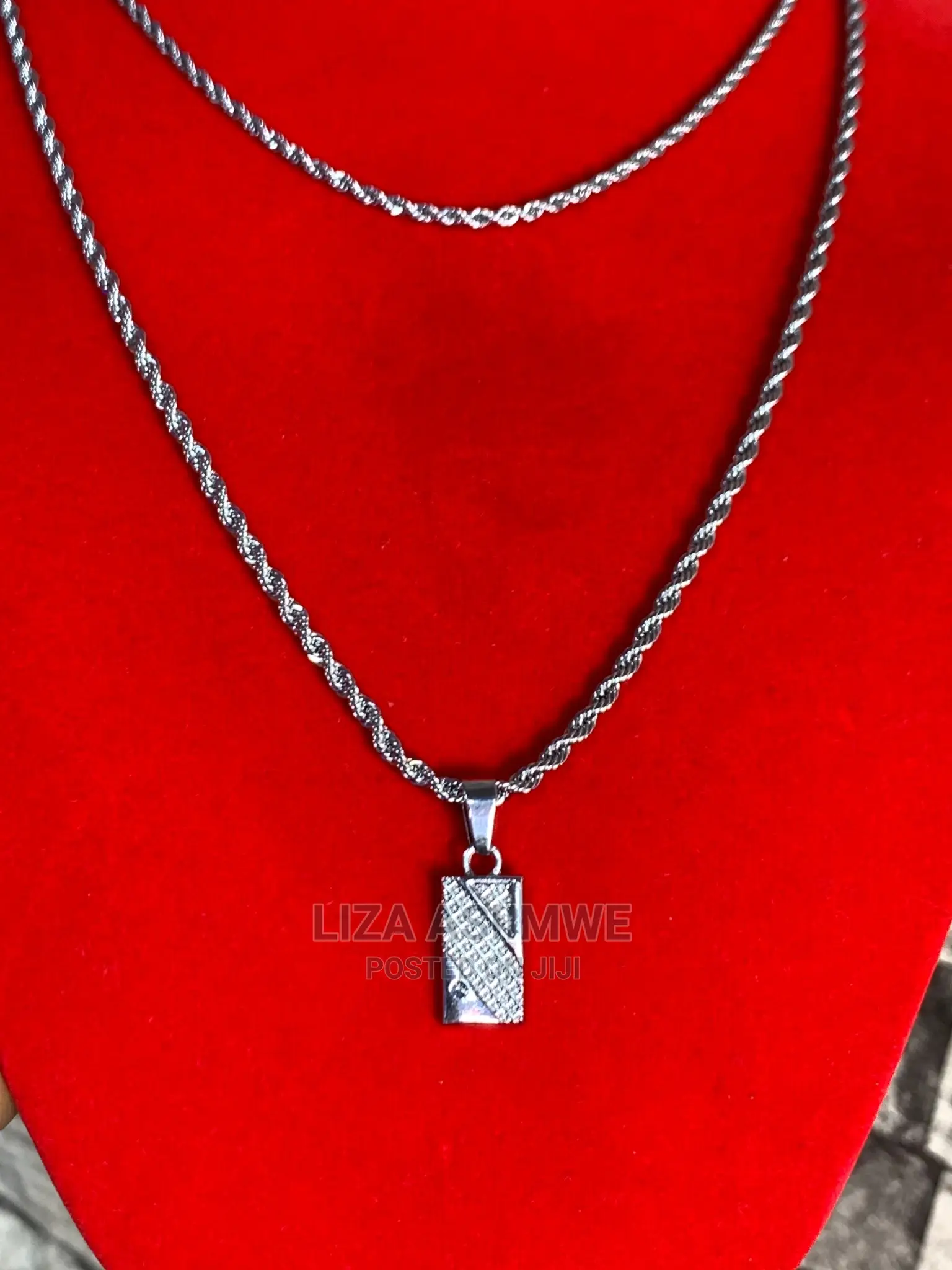 Men’S Simple Necklaces Available