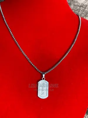 Men’S Simple Necklaces Available