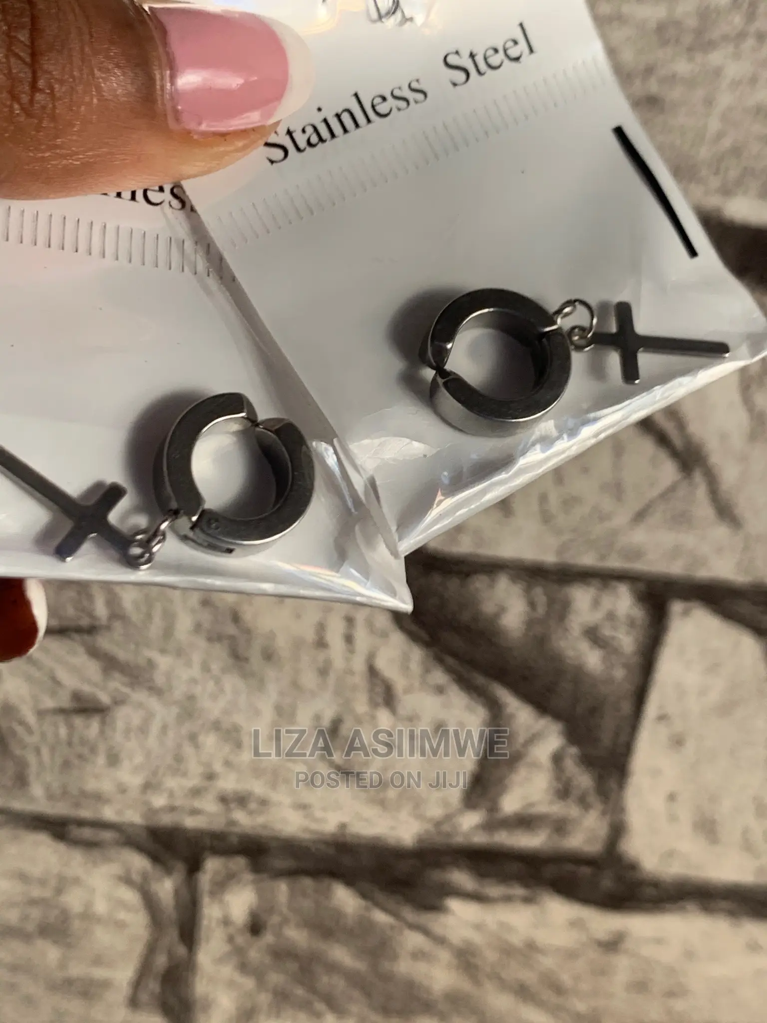 Men’S Ear Clippers Available