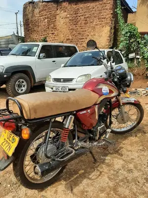 Mahindra Mojo 2018 Black